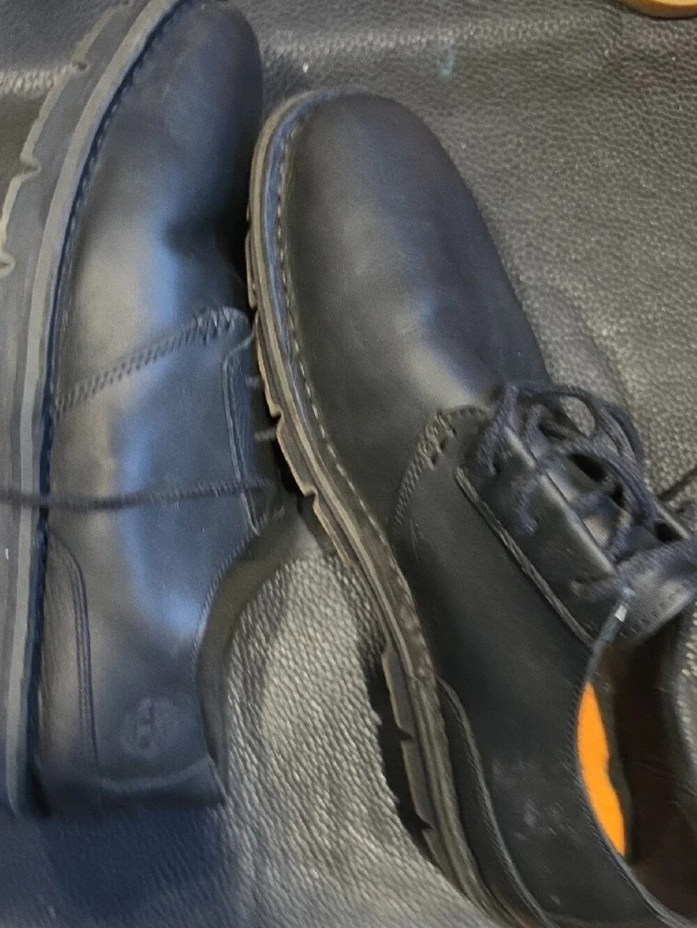 Timberland Men’s Black Leather Chukka Boots with Orange Insole